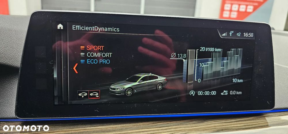 BMW Seria 5 530i Sport Line - 34