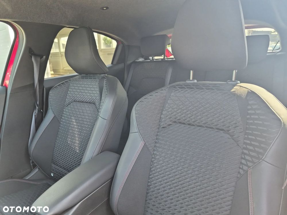Renault Clio 1.8 E-TECH Full Hybrid 160 Techno - 11