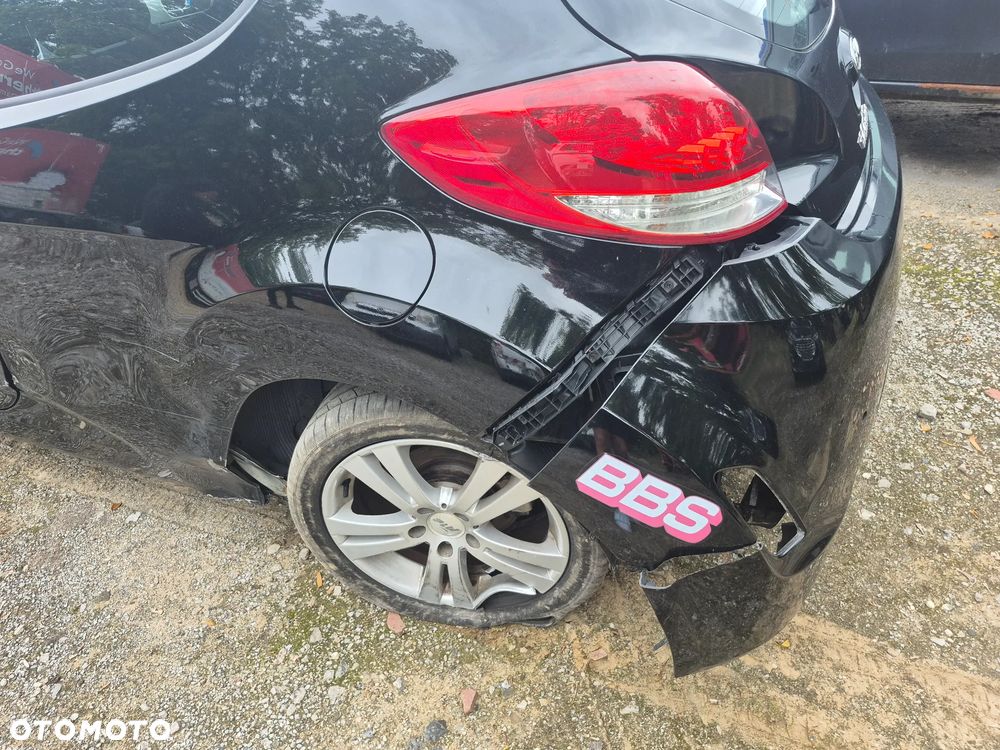 Hyundai Veloster 1.6 blue Style - 2