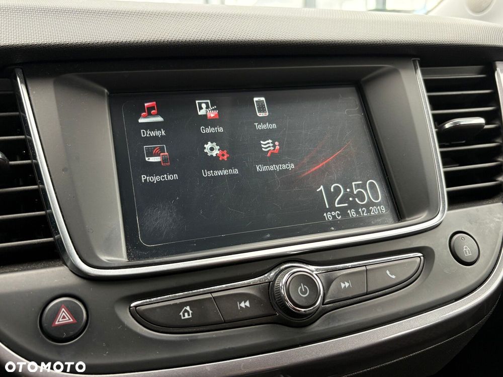 Opel Crossland X - 26