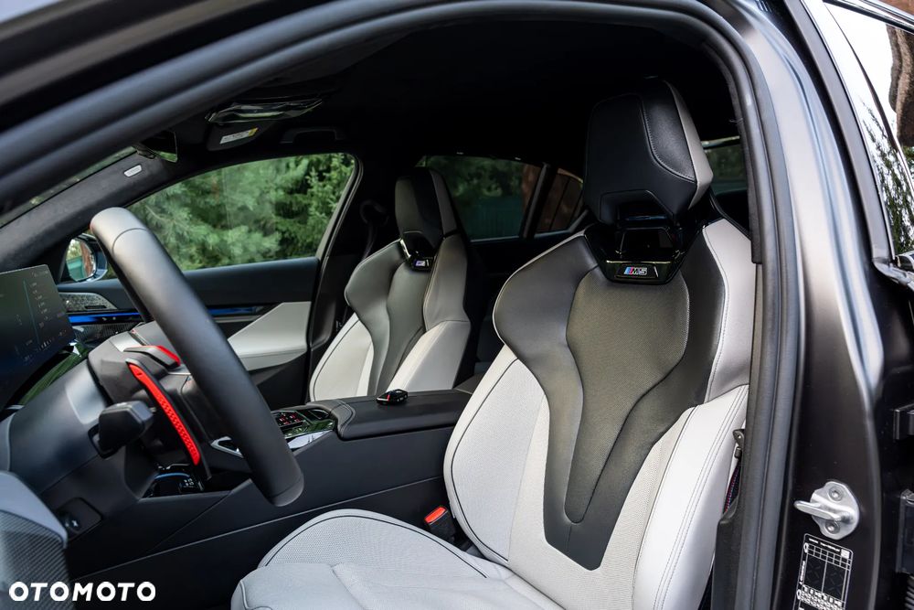 BMW M5 PHEV - 23