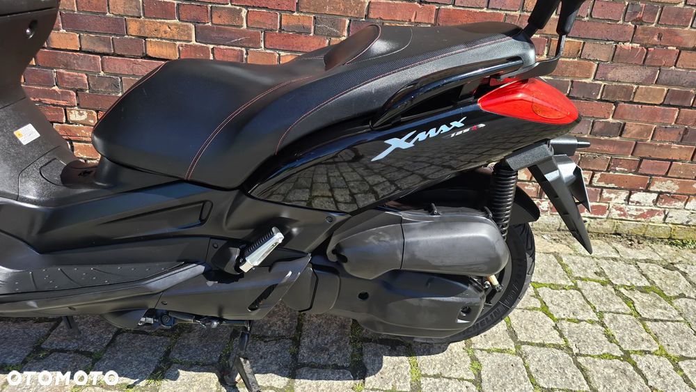 Yamaha X-max - 9
