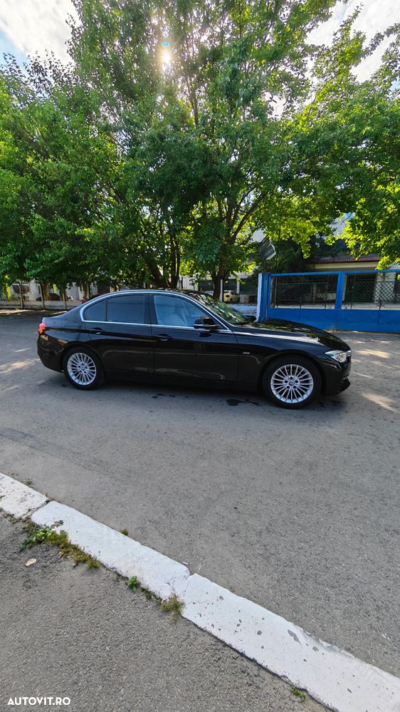 BMW Seria 3 318i Aut. - 7