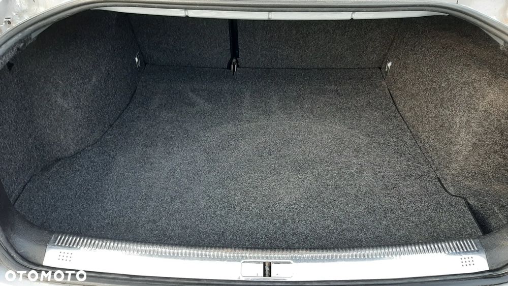 Volkswagen Passat 2.0 - 15