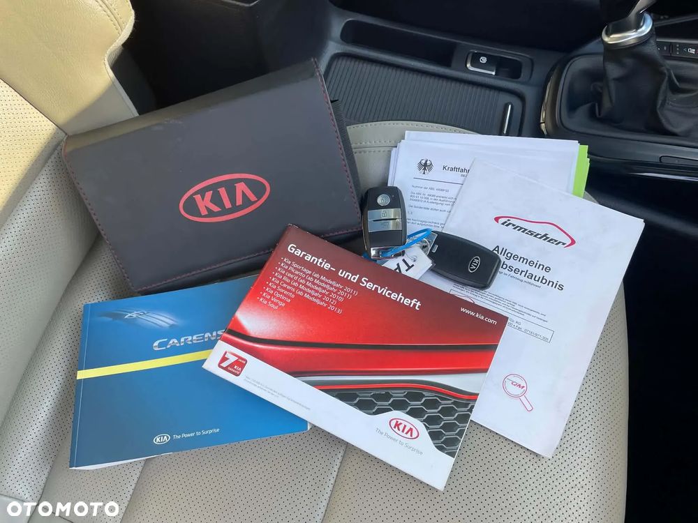Kia Carens 1.6 GDI Fifa World Cup Edition - 15