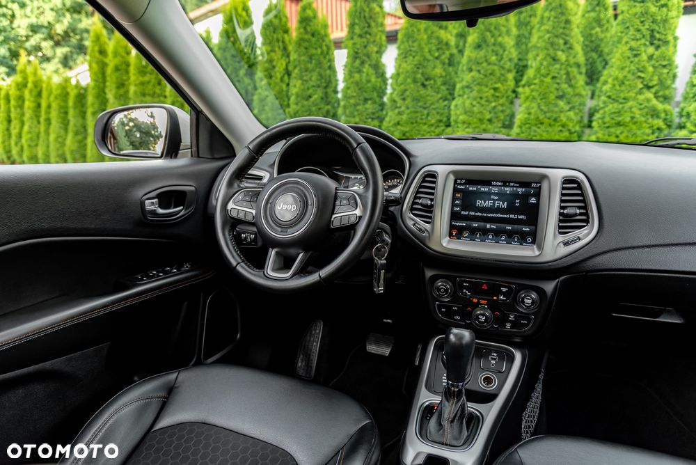 Jeep Compass 2.0 MultiJet Active Drive Automatik Longitude - 26