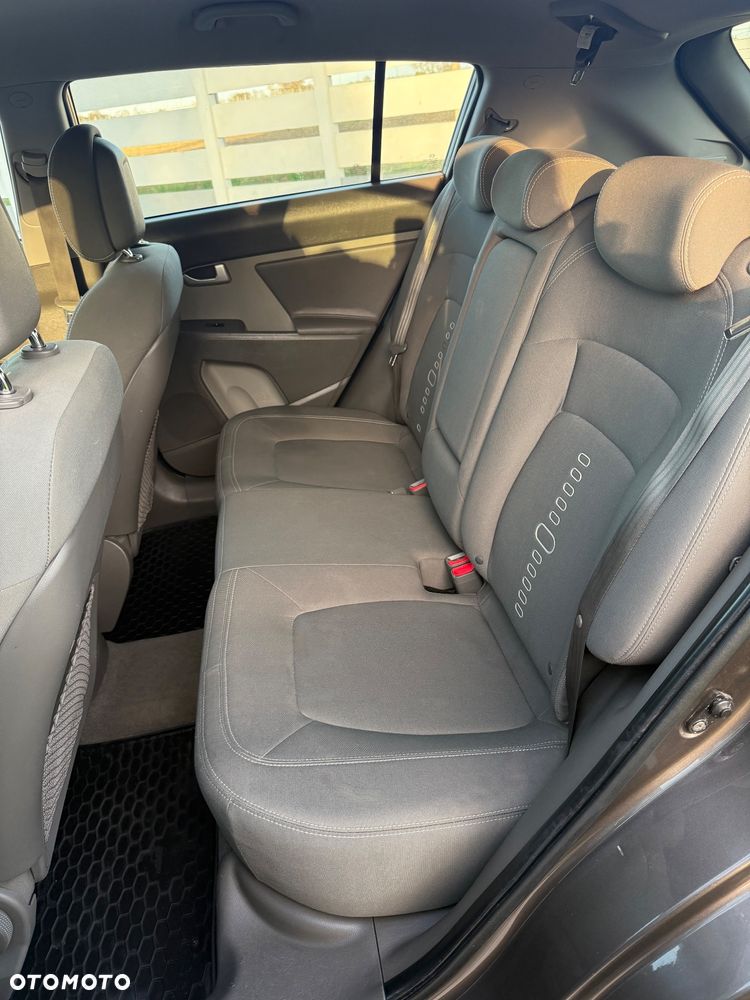 Kia Sportage 1.7 CRDI M 2WD - 10