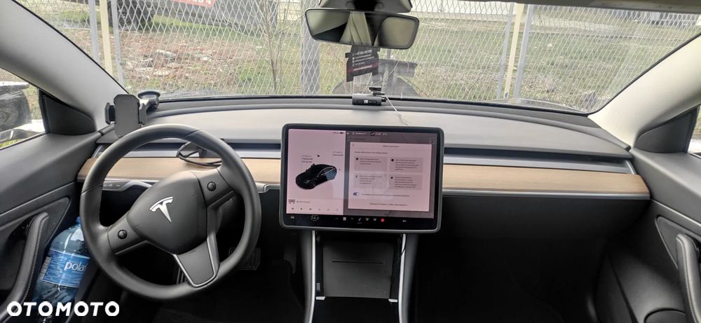 Tesla Model 3 Standard Range Plus - 15