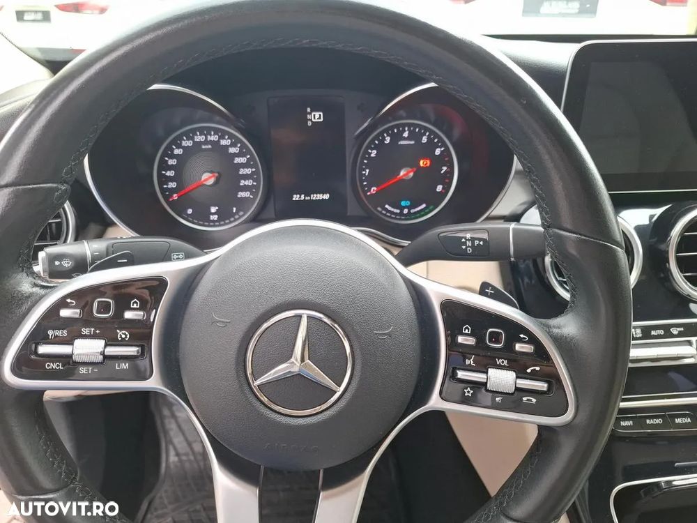 Mercedes-Benz C 200 4MATIC Aut. - 3
