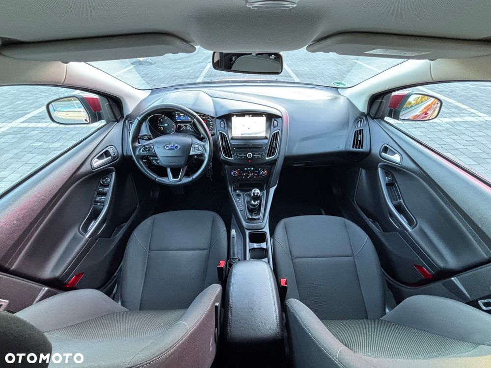 Ford Focus 1.5 EcoBlue Start-Stopp-System TITANIUM DESIGN - 18
