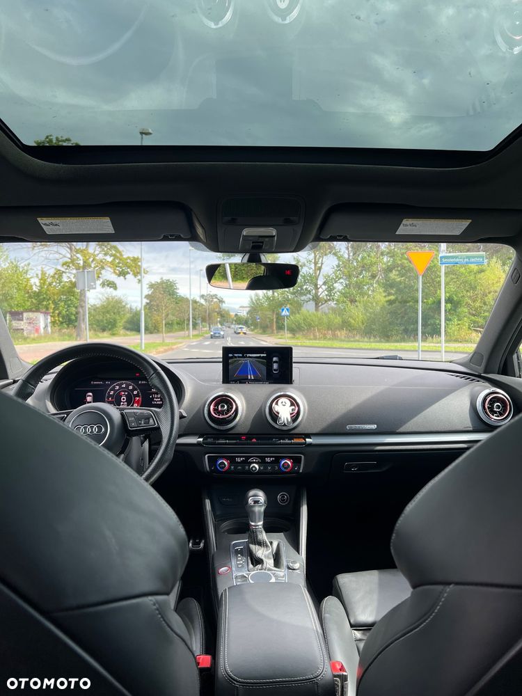 Audi S3 S tronic - 10