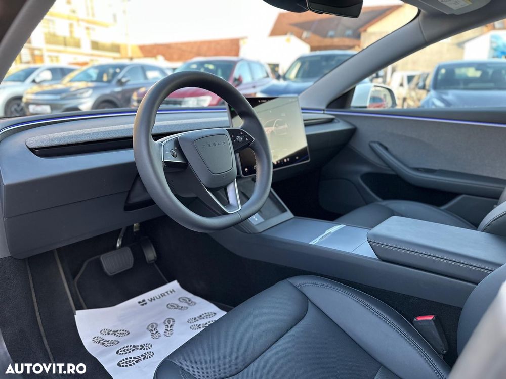 Tesla Model 3 Standard Reichweite Plus Hinterradantrieb - 5