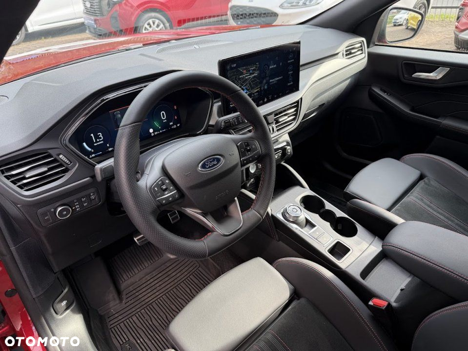Ford Kuga - 11