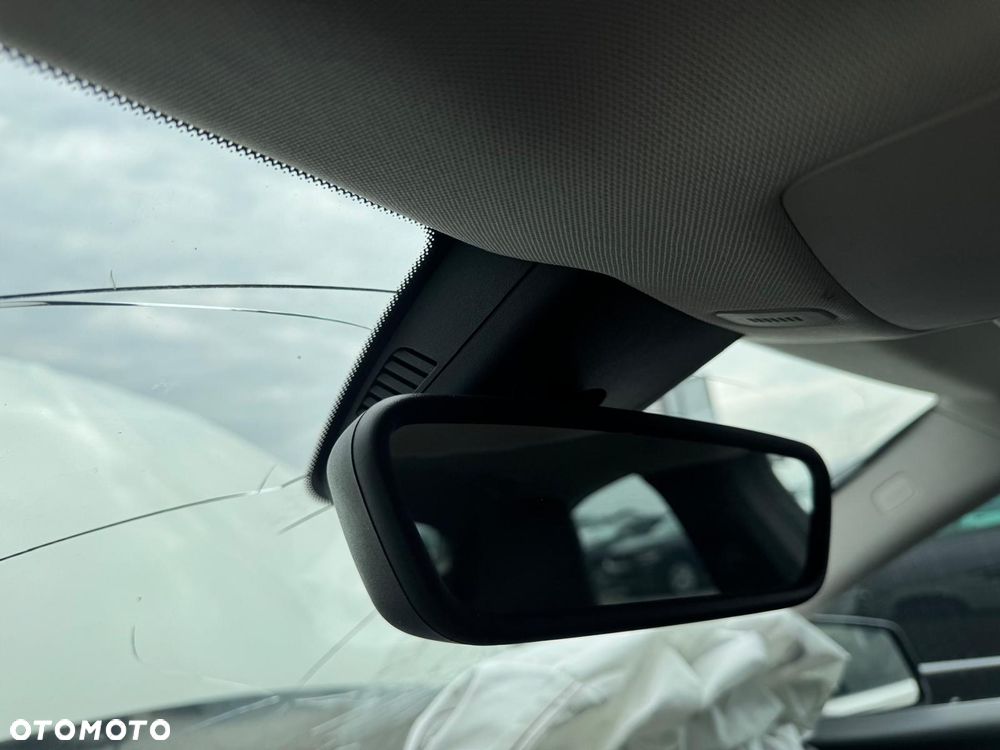 Mercedes-Benz CLA 180 AMG Line - 12