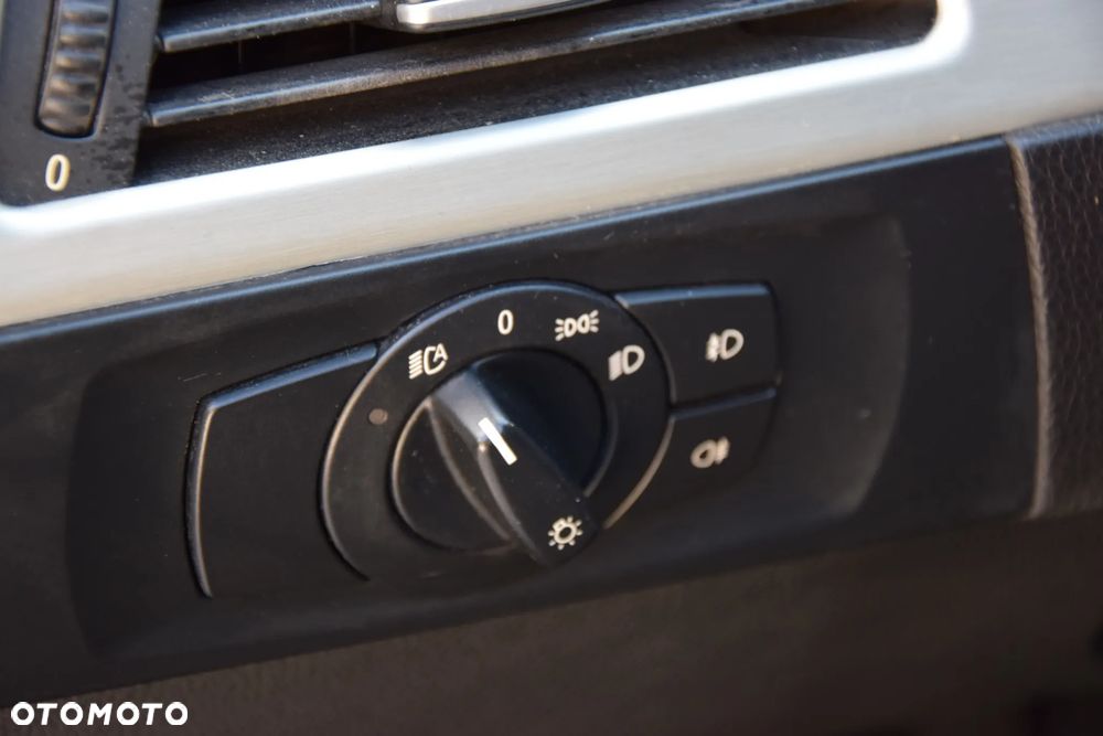BMW Seria 3 - 33
