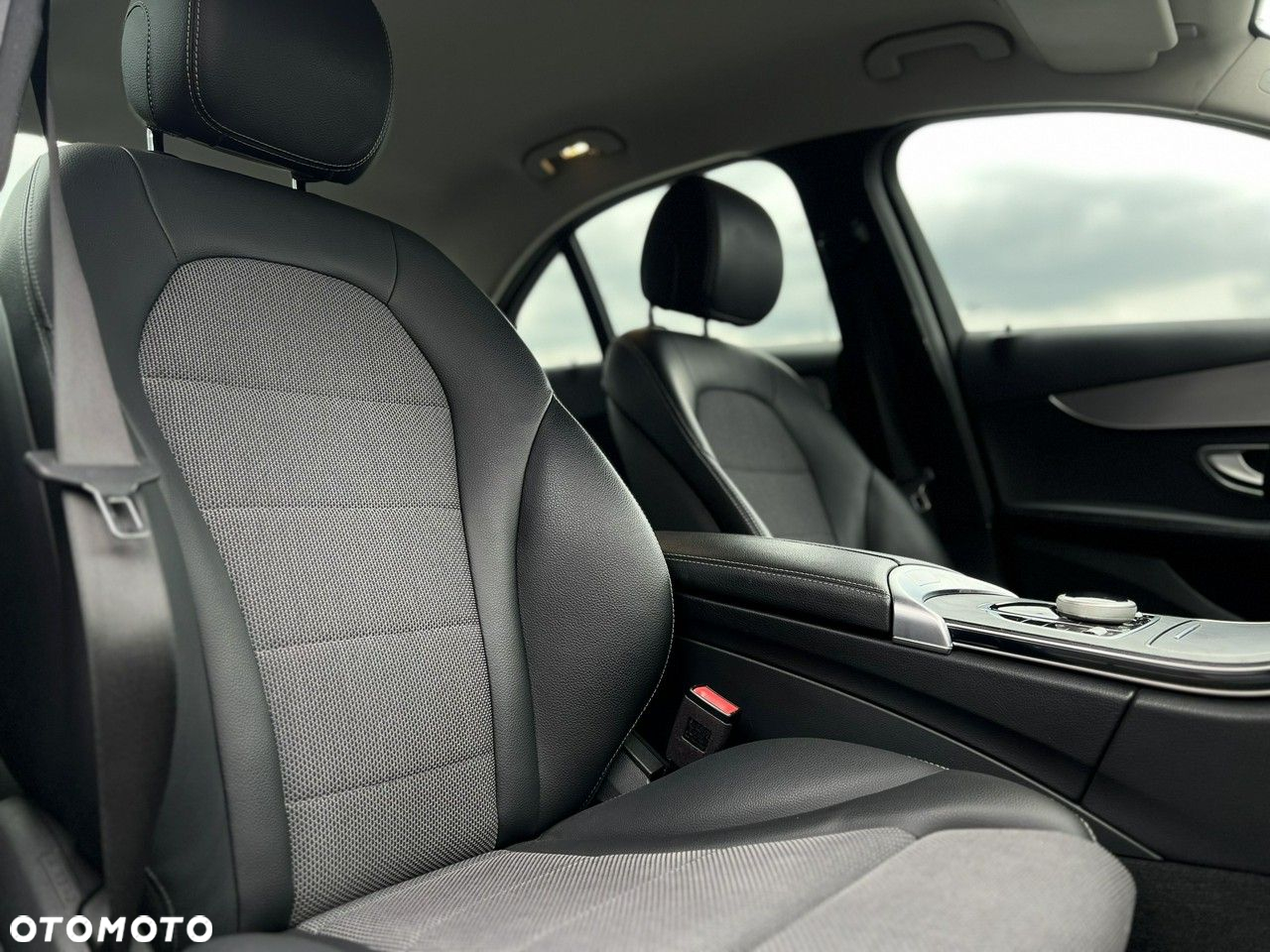 Mercedes-Benz Klasa C 220 d 9G-TRONIC - 34