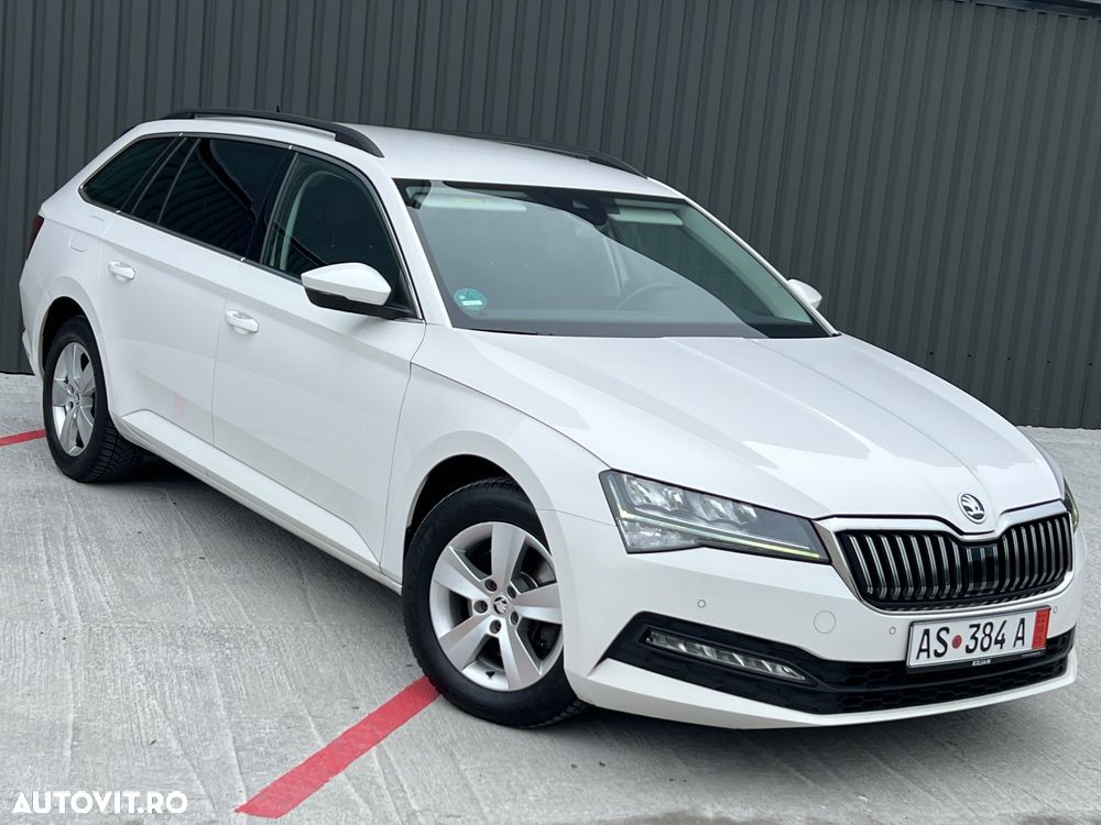 Skoda Superb Combi 2.0 TDI DSG Style - 2