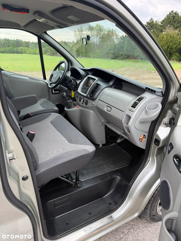 Renault TRAFIC*L2H1*2012*Klimatronik*6osób*bardzo zadbane auto - 7