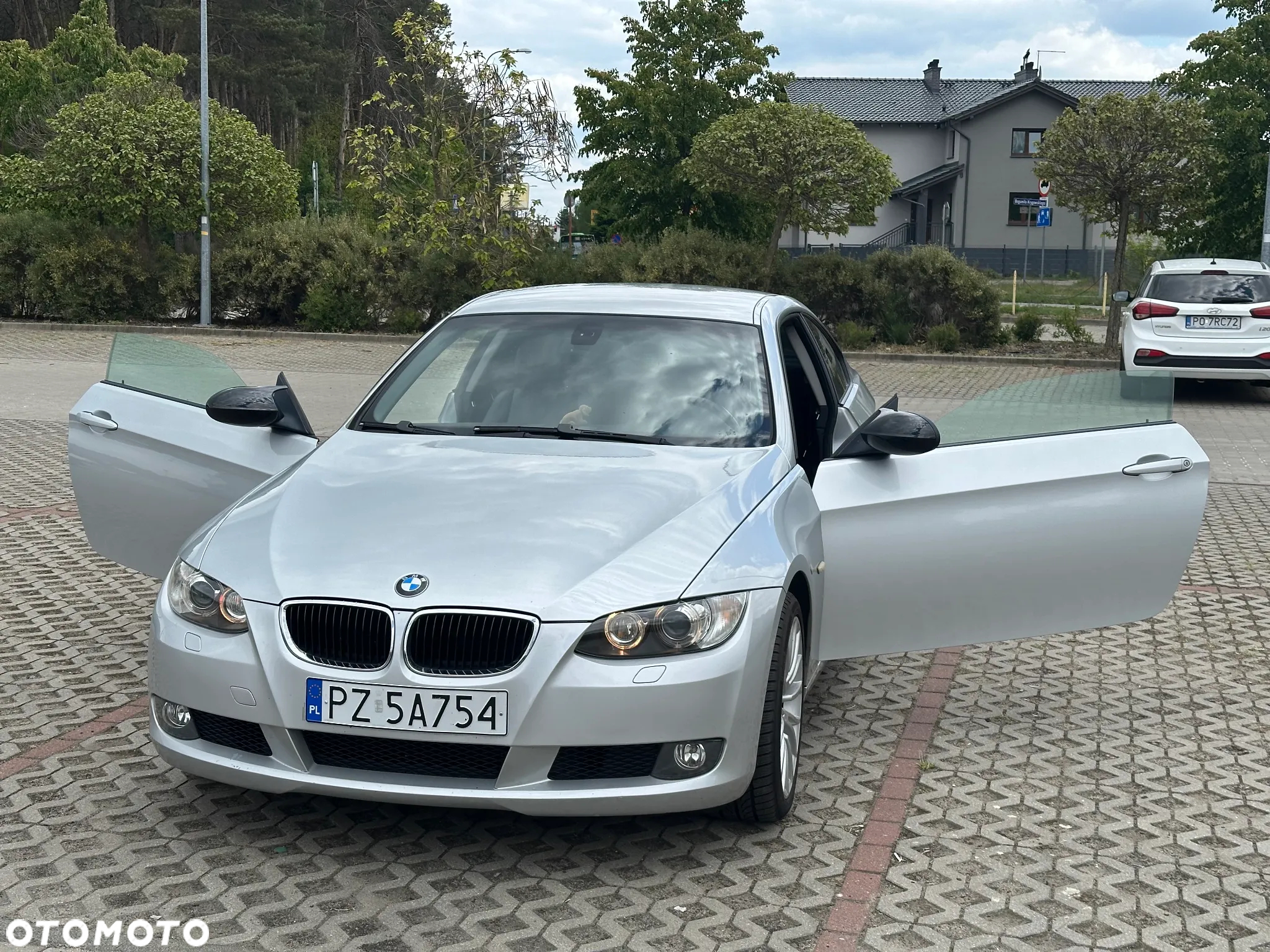 BMW Seria 3 320i Coupe - 14