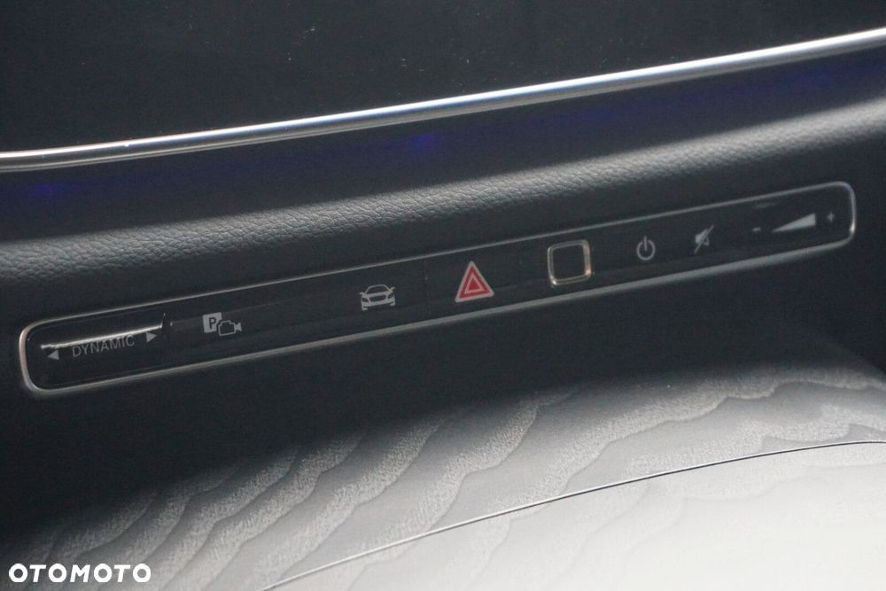Mercedes-Benz Klasa E 220 d mHEV 4-Matic AMG 9G-Tronic - 14