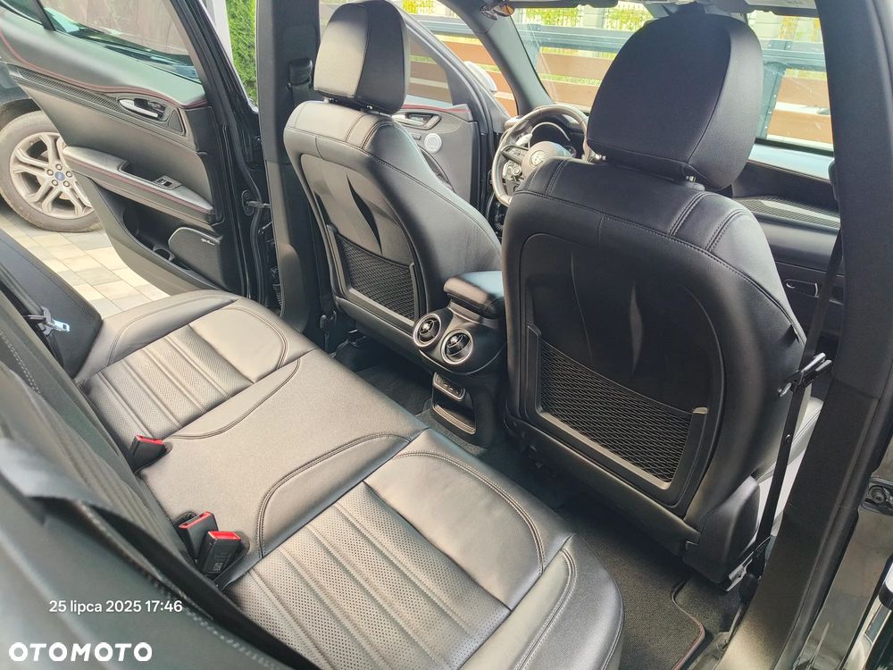 Alfa Romeo Stelvio 2.0 Turbo 16V AT8-Q4 Estrema - 25