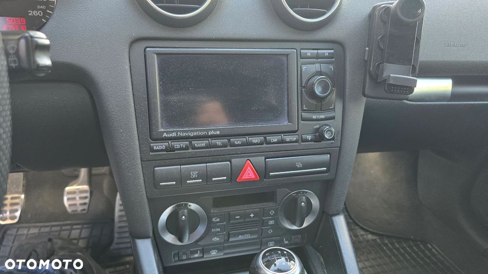 Audi A3 Sportback 2.0 TDI DPF Quattro Ambiente - 15