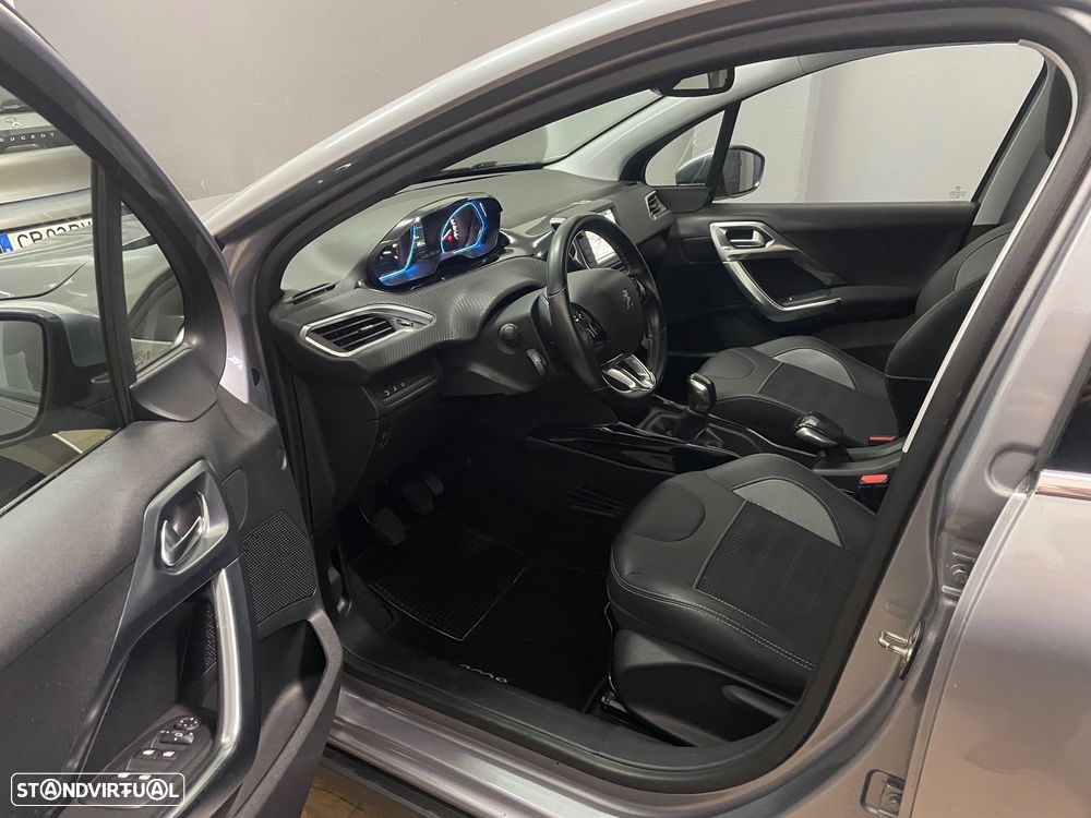 Peugeot 2008 PureTech 110 Stop&Start Allure - 6