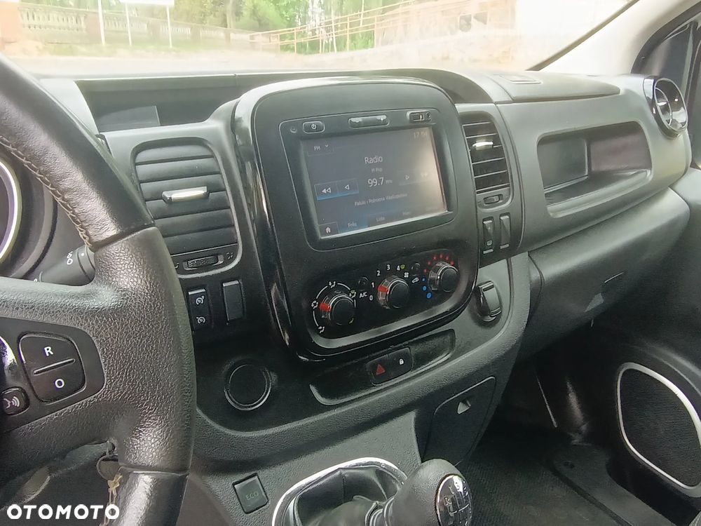 Opel Vivaro - 13