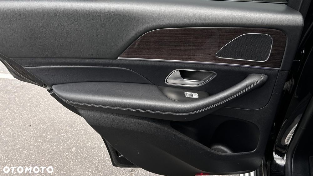 Mercedes-Benz GLE - 26