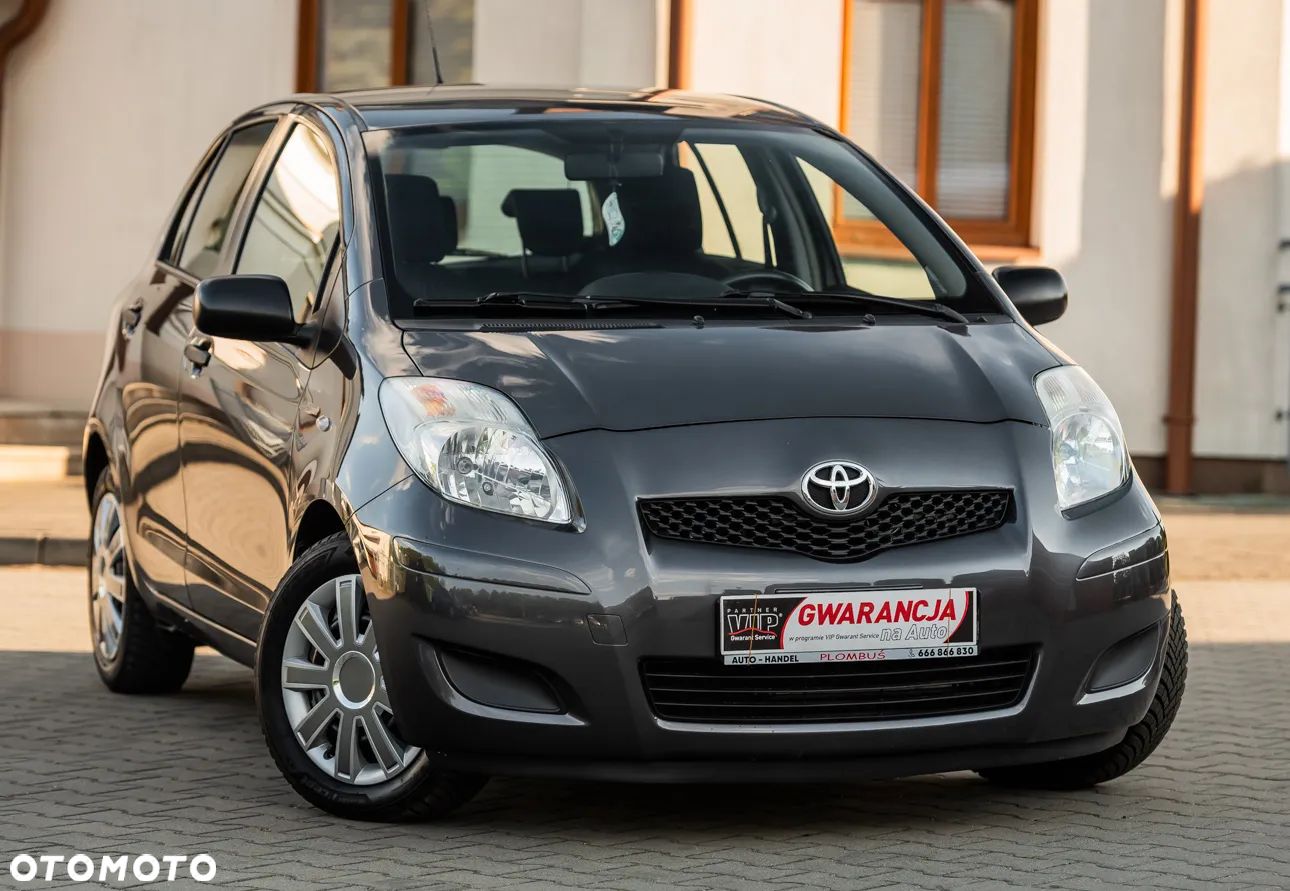 Toyota Yaris - 1
