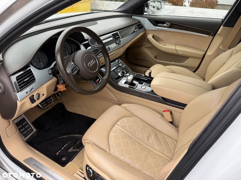 Audi S8 Plus 4.0 TFSI Quattro - 7