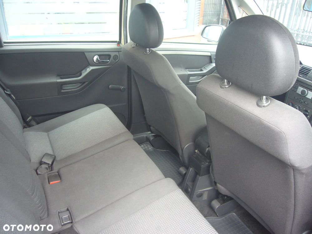Opel Meriva 1.6 Enjoy - 16