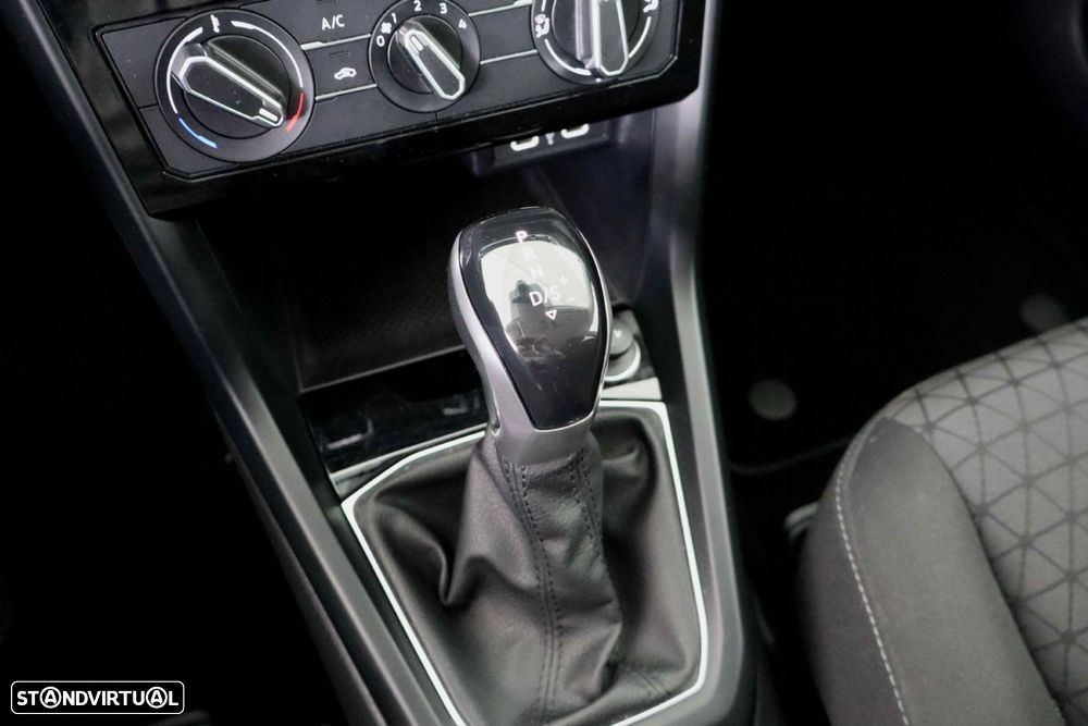 VW T-Cross 1.0 TSI Life DSG - 34