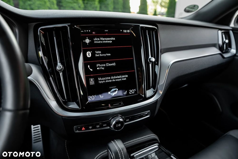 Volvo S60 T8 Recharge AWD Geartronic RDesign - 37