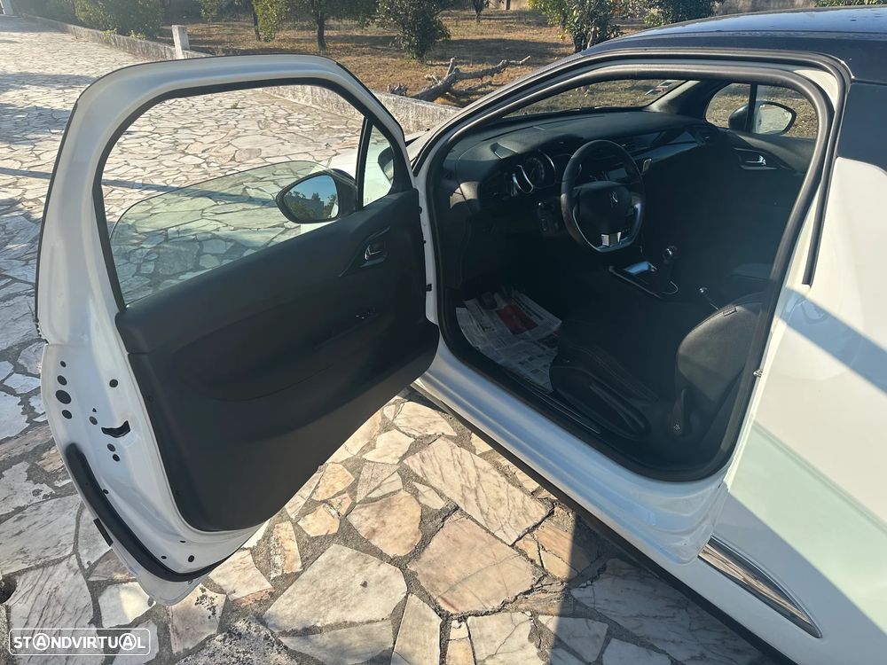 Citroën DS3 1.6 e-HDi So Chic - 13