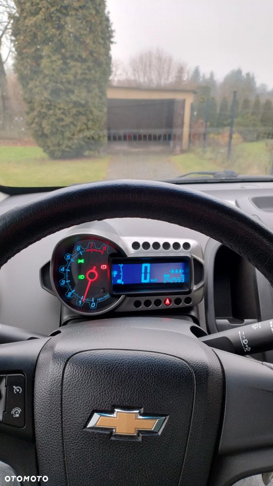 Chevrolet Aveo 1.2 LS+ - 12