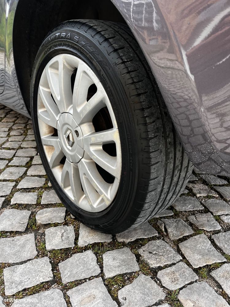 Renault Clio 1.2 TCE Dynamique S - 8