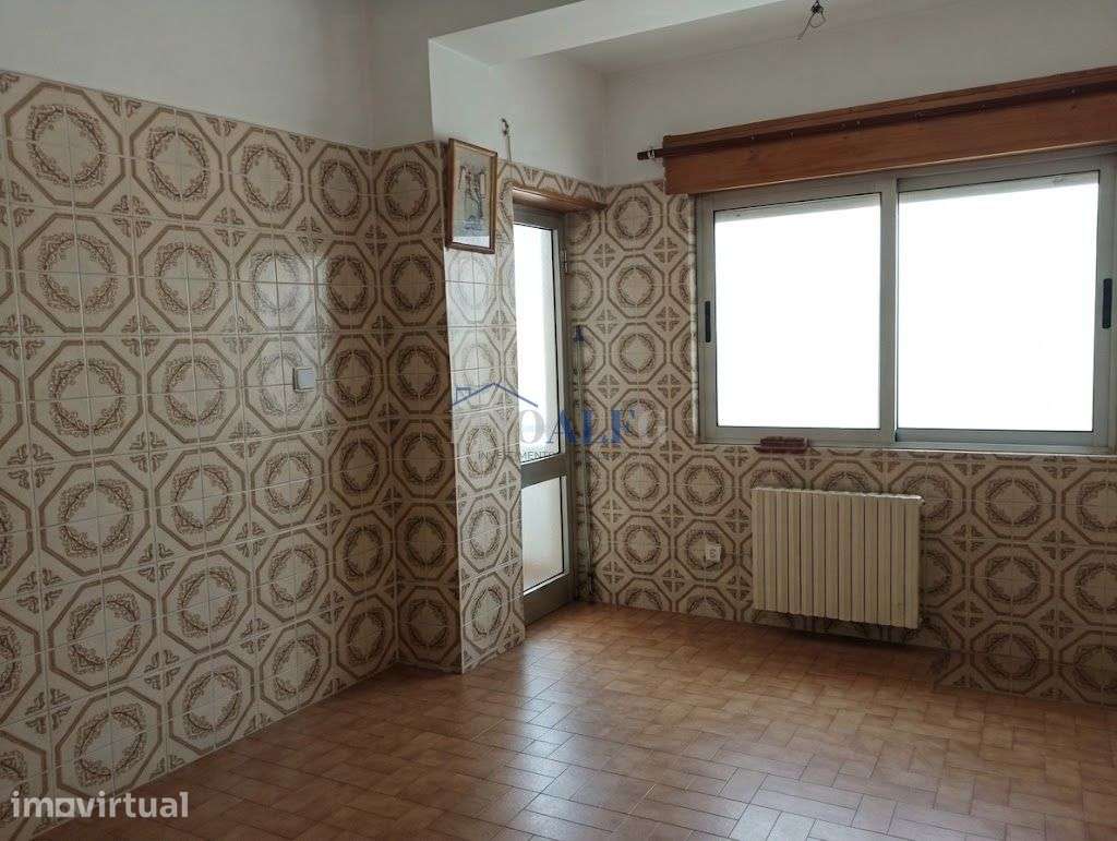 Apartamento T2 no centro Montijo, junto a escolas - Grande imagem: 3/10