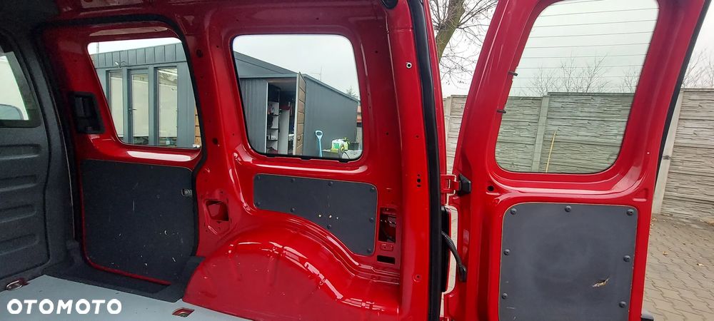 Volkswagen CADDY - 27