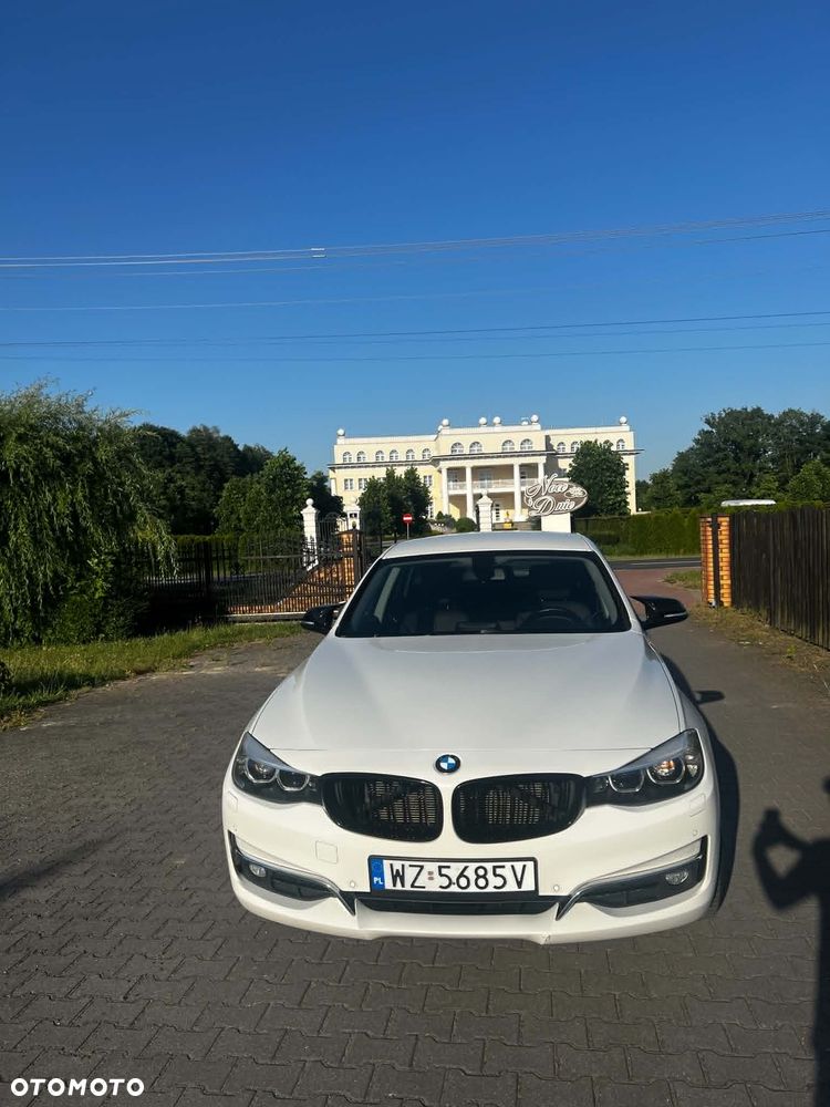 BMW Seria 3 318d Luxury Line - 2