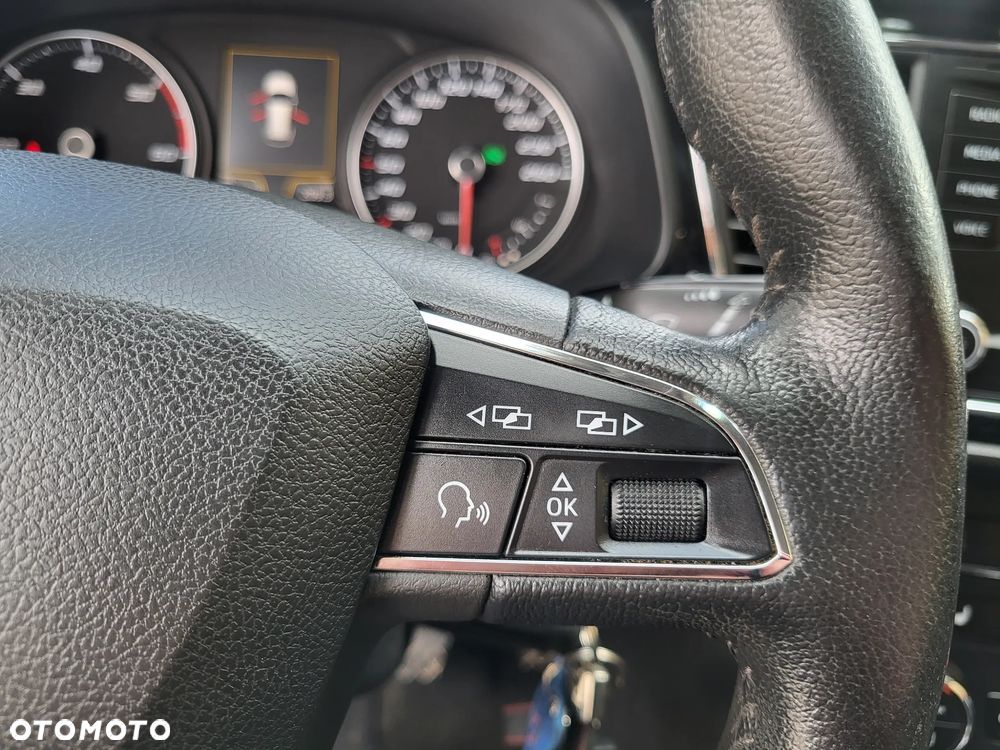 Seat Leon 2.0 TDI DPF Start&Stop DSG XCELLENCE - 25