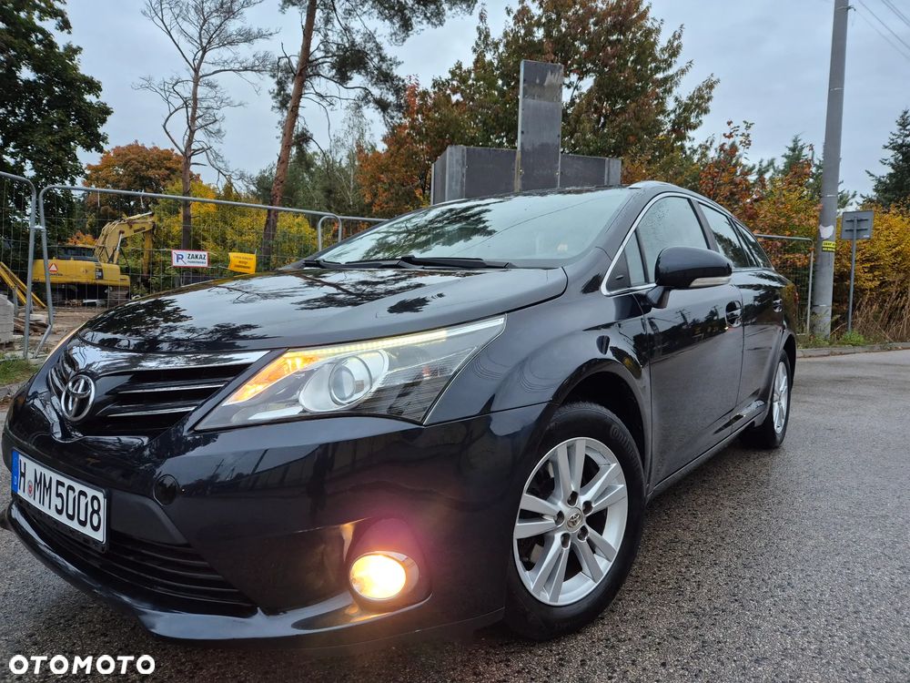 Toyota Avensis 1.8 Luna - 2