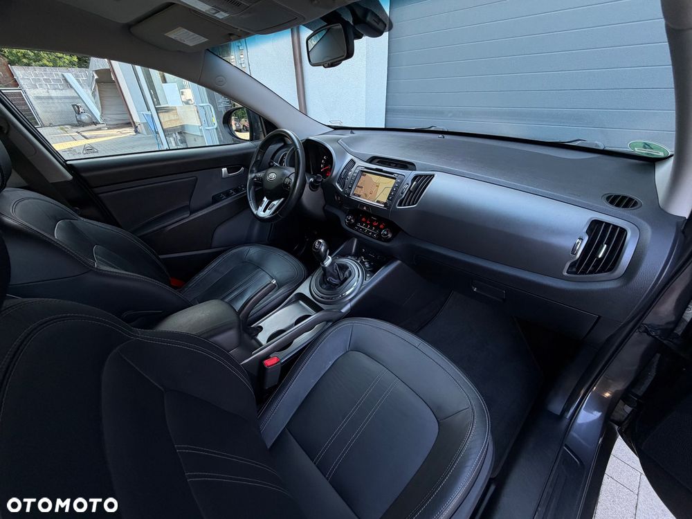 Kia Sportage 2.0 CRDI XL - 11