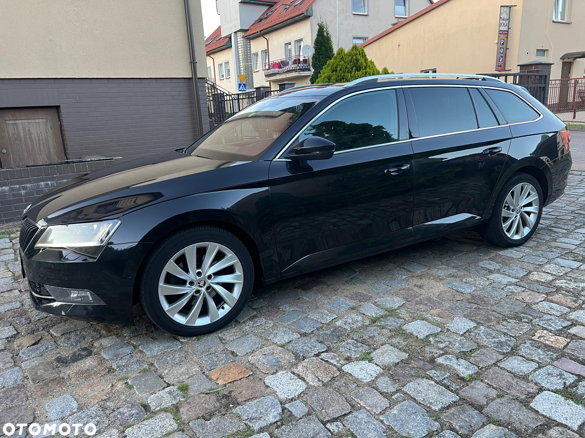 Skoda Superb 2.0 TDI Ambition DSG7 - 2
