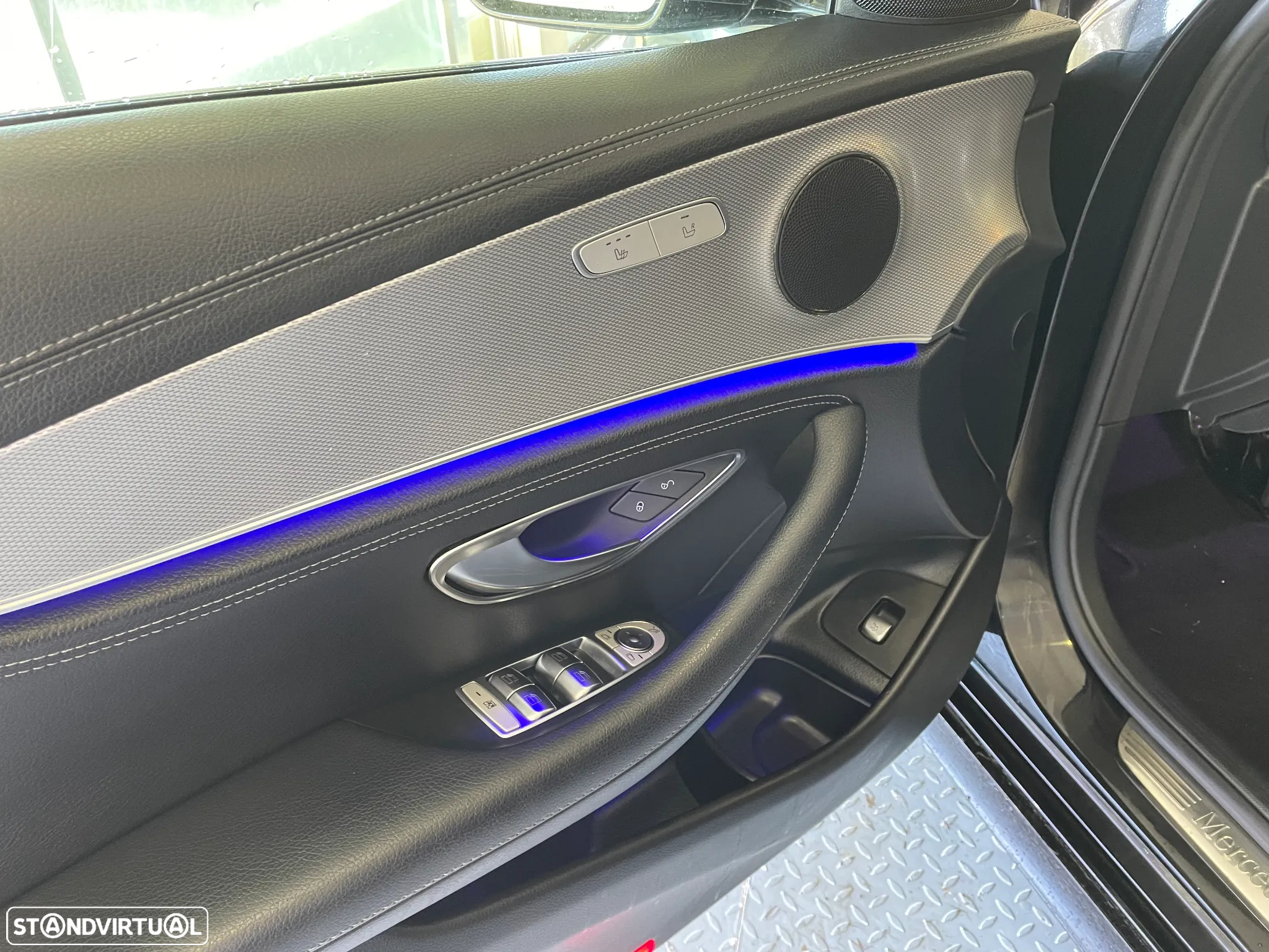 Mercedes-Benz E 220 d AMG - 8