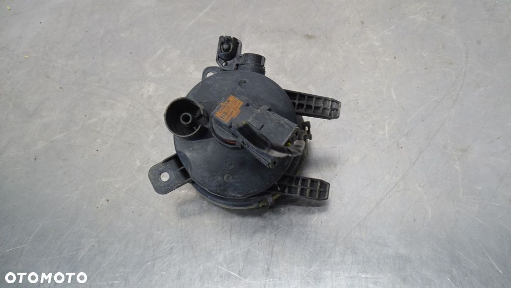 HALOGEN LEWY BMW F30 320D ED - 2