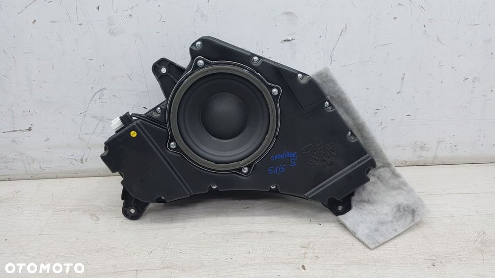 kia spotrage iii 10- subwoofer - 1