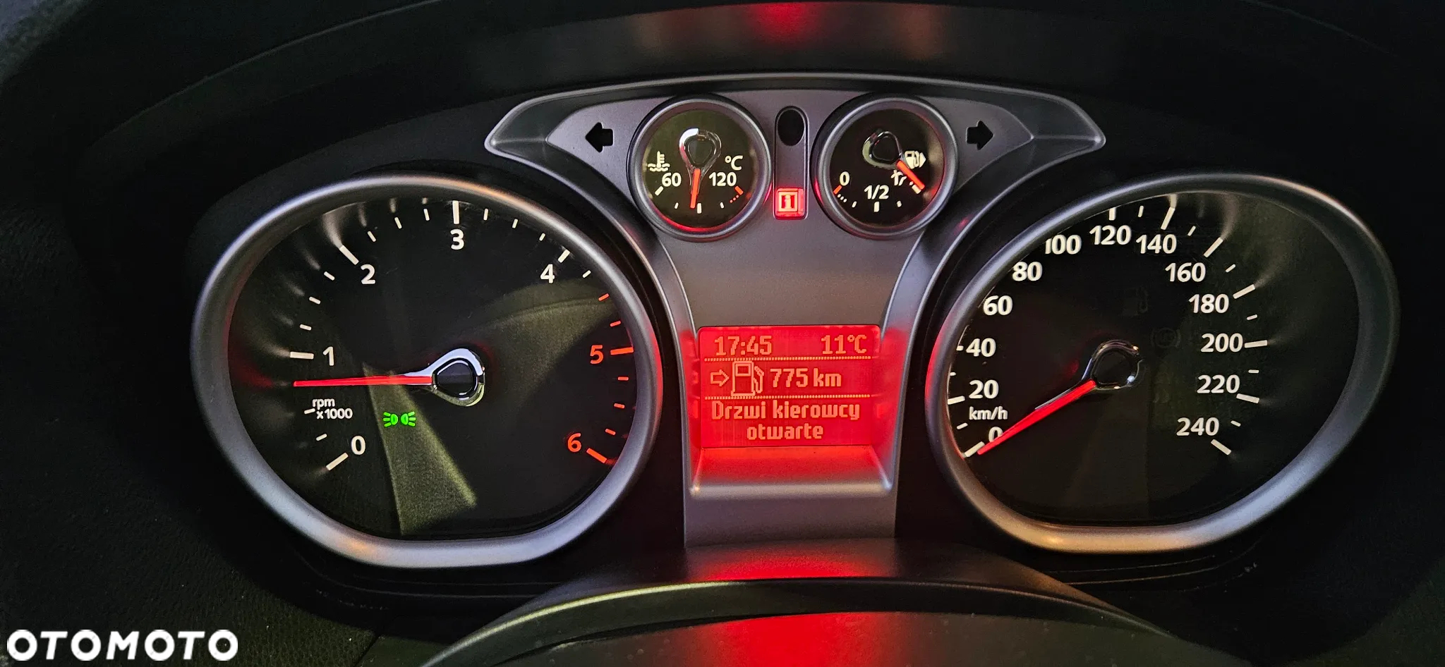 Ford Kuga 2.0 TDCi Titanium - 16