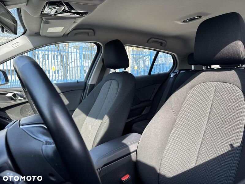 BMW Seria 1 118i Advantage - 15