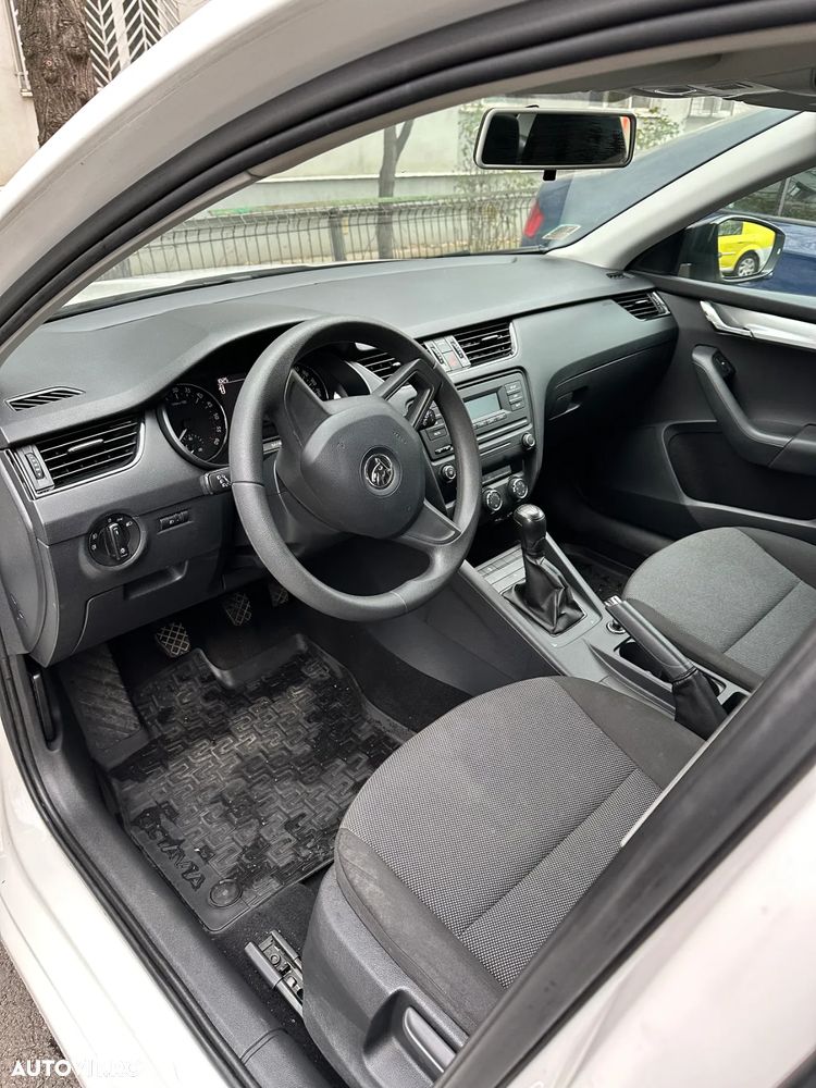 Skoda Octavia 1.6 TDI Ambition - 13